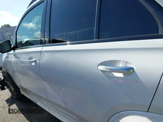 2020 Mercedes-Benz GLE 450 with VIN 4JGFB5KB9LA100253, listed as a IAAI auction lot 40705917 with 50,956 mi miles and . Bid and sale history available at DreamBid. Image 14.
