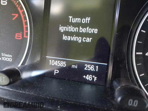 2015 Audi Q5 Premium Plus with VIN WA1LFAFP2FA092635, listed as a IAAI auction lot 41732845 with 104,585 mi miles. Bid and sale history available at carsss.com. Image 15.