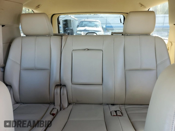 2013 Chevrolet Tahoe LT z VIN 1GNSCBE00DR237312, wystawiony jako Copart lot #48971785 z przebiegiem 211 410 mil mil oraz Szkoda całkowita • Salvage title. Historia ofert i sprzedaży dostępna na DreamBid. Obrazek 10.