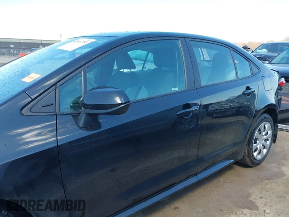 2021 Toyota Corolla LE with VIN 5YFEPMAEXMP161048, listed as a IAAI auction lot 42041751 with 30,650 mi miles and . Bid and sale history available at DreamBid. Image 14.
