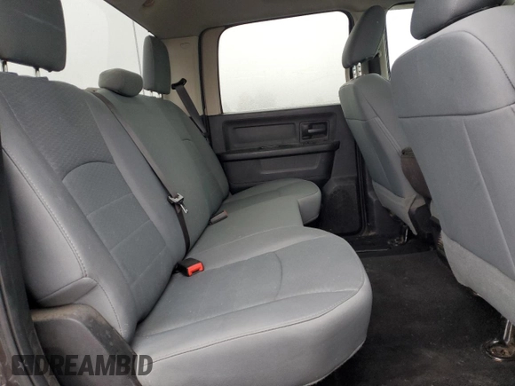 2017 Ram 2500 Tradesman z VIN 3C6UR5HL2HG683630, wystawiony jako Copart lot #83050924 z przebiegiem 172 593 mil mil oraz Szkoda całkowita • Salvage title. Historia ofert i sprzedaży dostępna na DreamBid. Obrazek 10.