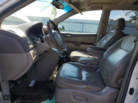 2004 Toyota Sienna XLE with VIN 5TDZA22C44S192307, listed as a Copart auction lot 56350235 with 240,288 mi miles and Clean Title. Bid and sale history available at DreamBid. Image 7.
