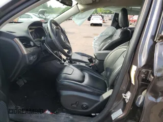 2017 Jeep Cherokee Latitude с VIN 1C4PJMCS9HW657615, выставлен на аукционе Copart как лот 59464265 с пробегом 65 801 миль миль и Списание • Salvage title. История ставок и продаж доступна на DreamBid. Изображение 7.