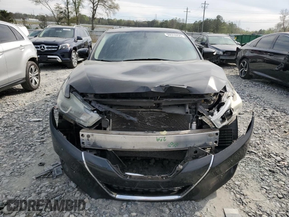 2017 Nissan Maxima SV with VIN 1N4AA6AP3HC452802, listed as a Copart auction lot 50553295 with 189,349 mi miles and Salvage Title. Bid and sale history available at DreamBid. Image 5.