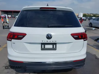 2024 Volkswagen Tiguan SE with VIN 3VVNB7AX2RM140292, listed as a IAAI auction lot 41899150 with 3,171 mi miles and . Bid and sale history available at DreamBid. Image 17.