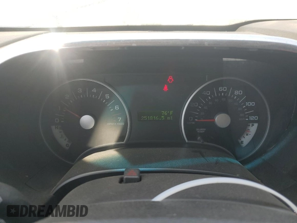 2009 Ford Explorer XLT с VIN 1FMEU63E79UA43921, выставлен на аукционе Copart как лот 53100125 с пробегом 251 817 миль миль и Чистый • Clean title. История ставок и продаж доступна на DreamBid. Изображение 9.