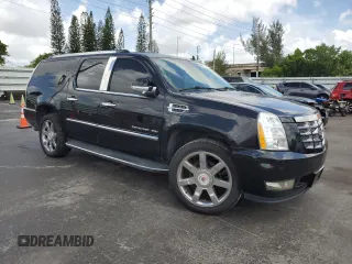 2014 Cadillac Escalade ESV Luxury z VIN 1GYS4HEF8ER211646, wystawiony jako Copart lot #61066035 z przebiegiem 218 137 mil mil oraz Czysty tytuł • Clean title. Historia ofert i sprzedaży dostępna na DreamBid. Obrazek 4.