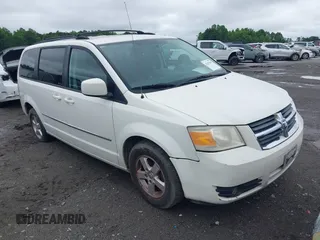 2010 Dodge Grand Caravan SXT z VIN 2D4RN5D18AR247124, wystawiony jako IAAI lot #42257538 z przebiegiem 197 443 mil mil oraz . Historia ofert i sprzedaży dostępna na DreamBid. Obrazek 1.