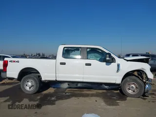 2020 Ford F-250 XL with VIN 1FT7W2B65LEC64011, listed as a IAAI auction lot 40997606 with 154,035 mi miles and . Bid and sale history available at DreamBid. Image 14.