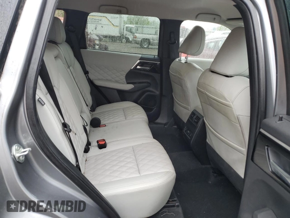 2022 Mitsubishi Outlander SEL z VIN JA4J4VA84NZ039360, wystawiony jako Copart lot #58201835 z przebiegiem 50 169 mil mil oraz Szkoda całkowita • Salvage title. Historia ofert i sprzedaży dostępna na DreamBid. Obrazek 11.