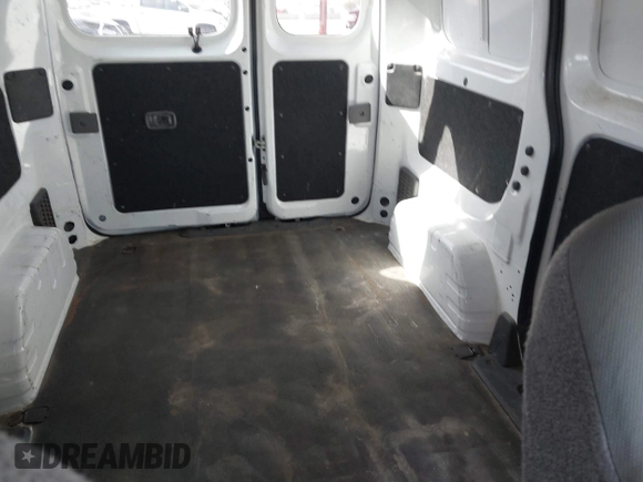 2016 Nissan NV200 S z VIN 3N6CM0KNXGK698661, wystawiony jako IAAI lot #41566086 z przebiegiem 249 676 mil mil oraz . Historia ofert i sprzedaży dostępna na DreamBid. Obrazek 8.