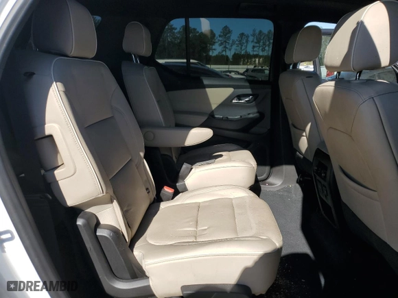 2022 Chevrolet Traverse Premier with VIN 1GNEVKKW7NJ181417, listed as a Copart auction lot 47732795 with 25,744 mi miles and Clean Title. Bid and sale history available at carsss.com. Image 11.
