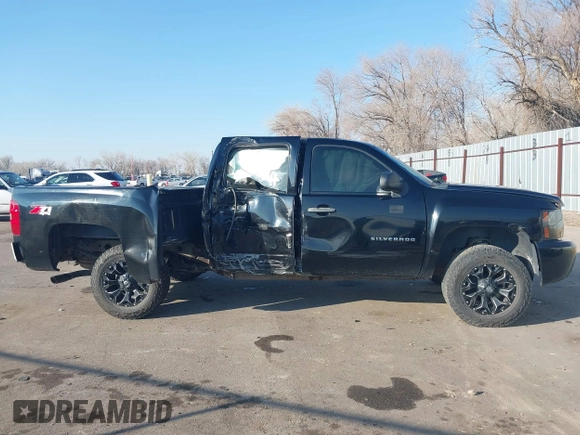 2011 Chevrolet Silverado 1500 LT with VIN 3GCPKSE36BG345216, listed as a IAAI auction lot 41298599 with 187,216 mi miles and . Bid and sale history available at DreamBid. Image 14.