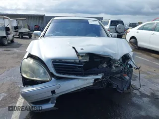 2001 Mercedes-Benz S 320/430/500 with VIN WDBNG70J51A197017, listed as a IAAI auction lot 41936977 with Not Provided miles and . Bid and sale history available at carsss.com. Image 12.