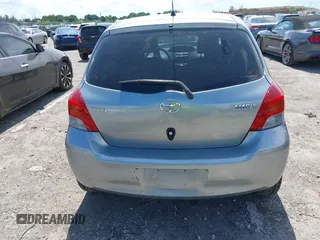 2010 Toyota Yaris with VIN JTDKT4K31A5318793, listed as a IAAI auction lot 39910045 with 192,737 mi miles. Bid and sale history available at carsss.com. Image 17.