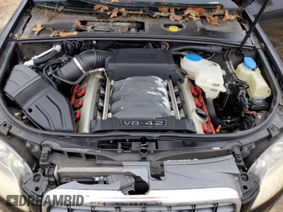 2005 Audi S4 z VIN WAUGL78E65A555368, wystawiony jako Copart lot #48460415 z przebiegiem 148 863 mil mil oraz Szkoda całkowita • Salvage title. Historia ofert i sprzedaży dostępna na DreamBid. Obrazek 11.