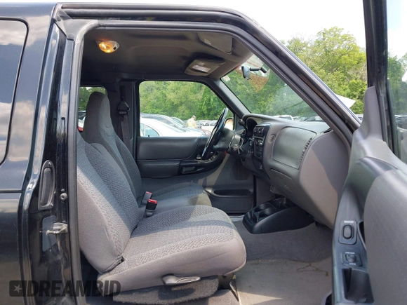 1999 Ford Ranger XLT with VIN 1FTZR15X8XTA90600, listed as a IAAI auction lot 42216744 with 141,940 mi miles and . Bid and sale history available at DreamBid. Image 5.