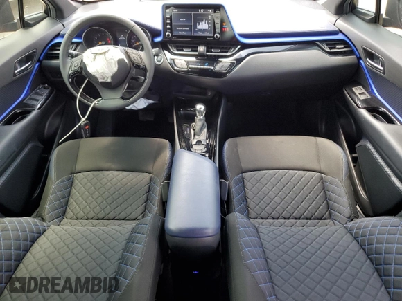 2021 Toyota C-HR LE with VIN JTNKHMBX0M1098199, listed as a Copart auction lot 56197565 with 33,119 mi miles and Salvage Title. Bid and sale history available at DreamBid. Image 8.