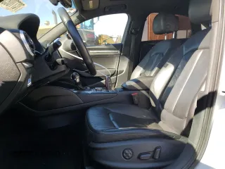 2015 Audi A3 z VIN WAUHJGFF2F1080809, wystawiony jako Copart lot #70770833 z przebiegiem 129 505 mil mil oraz . Historia ofert i sprzedaży dostępna na DreamBid. Obrazek 7.