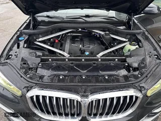 2021 BMW X5 sDrive40i with VIN 5UXCR4C04M9G59370, listed as a IAAI auction lot 41592538 with 132,083 mi miles. Bid and sale history available at carsss.com. Image 10.