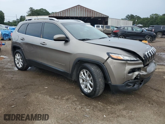 2018 Jeep Cherokee Latitude Plus with VIN 1C4PJLLB4JD605417, listed as a Copart auction lot 58005145 with 176,231 mi miles and Salvage title. Bid and sale history available at DreamBid. Image 4.