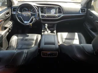 2016 Toyota Highlander Limited with VIN 5TDDCRFH0GS018466, listed as a Copart auction lot 55974825 with 136,099 mi miles and Salvage title. Bid and sale history available at DreamBid. Image 8.