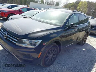2018 Volkswagen Tiguan SEL with VIN 3VV3B7AX9JM095251, listed as a IAAI auction lot 41871121 with 59,000 mi miles and . Bid and sale history available at DreamBid. Image 20.
