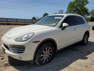 2011 Porsche Cayenne z VIN WP1AA2A27BLA08223, wystawiony jako Copart lot #54278085 z przebiegiem 270 547 mil mil oraz Nie do naprawy • Non repairable. Historia ofert i sprzedaży dostępna na DreamBid. Obrazek 1.
