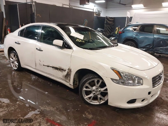 2012 Nissan Maxima 3.5 S w/Limited Edition Pkg with VIN 1N4AA5AP6CC822000, listed as a IAAI auction lot 41515903 with NaN miles. Bid and sale history available at carsss.com. Image 1.