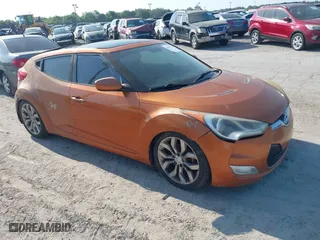 2013 Hyundai Veloster w/Gray Int with VIN KMHTC6ADXDU131620, listed as a IAAI auction lot 42099179 with 1 mi miles. Bid and sale history available at carsss.com. Image 1.
