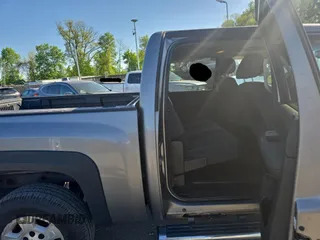 2009 Chevrolet Silverado 1500 LT with VIN 2GCEK233891126741, listed as a Copart auction lot 55168995 with 187,054 mi miles and Clean Title. Bid and sale history available at DreamBid. Image 6.