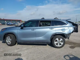 2021 Toyota Highlander L with VIN 5TDZZRAH2MS075954, listed as a IAAI auction lot 41711428 with 145,476 mi miles and . Bid and sale history available at DreamBid. Image 14.