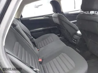 2019 Ford Fusion Hybrid SE with VIN 3FA6P0LU8KR106192, listed as a IAAI auction lot 41917627 with 89,684 mi miles. Bid and sale history available at carsss.com. Image 8.