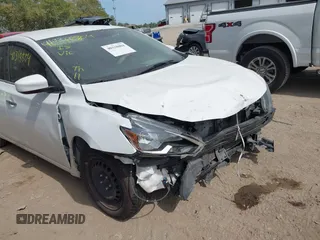 2017 Nissan Sentra S with VIN 3N1AB7AP5HY289268, listed as a IAAI auction lot 40318804 with 137,565 mi miles. Bid and sale history available at carsss.com. Image 6.