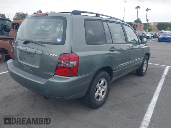 2005 Toyota Highlander with VIN JTEGD21A750108737, listed as a IAAI auction lot 42587921 with 207,233 mi miles and . Bid and sale history available at DreamBid. Image 4.