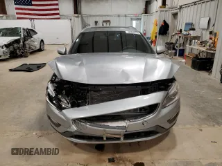 2015 Volvo V60 with VIN YV1902SG5F1210166, listed as a Copart auction lot 52084915 with 106,808 mi miles and Clean title. Bid and sale history available at DreamBid. Image 5.