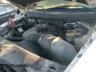 2004 Ford F-150 STX с VIN 1FTRX14W14FA10594, выставлен на аукционе IAAI как лот 42278746 с пробегом 285 096 миль миль и . История ставок и продаж доступна на DreamBid. Изображение 19.