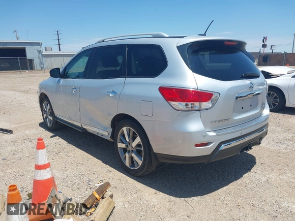 2014 Nissan Pathfinder SV z VIN 5N1AR2MM2EC600717, wystawiony jako IAAI lot #42335010 z przebiegiem 116 887 mil mil oraz . Historia ofert i sprzedaży dostępna na DreamBid. Obrazek 3.