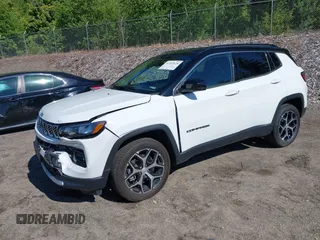 2024 Jeep Compass Limited с VIN 3C4NJDCN0RT164821, выставлен на аукционе IAAI как лот 42352628 с пробегом 8 203 миль миль и . История ставок и продаж доступна на DreamBid. Изображение 17.