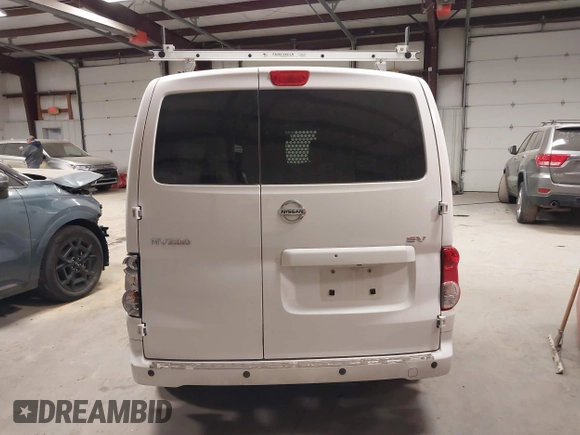 2021 Nissan NV200 S z VIN 3N6CM0KN7MK694367, wystawiony jako IAAI lot #41577986 z przebiegiem 97 444 mil mil oraz . Historia ofert i sprzedaży dostępna na DreamBid. Obrazek 17.