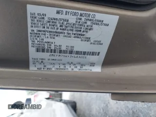2003 Mercury Grand Marquis LS Premium z VIN 2MEFM75WX3X683205, wystawiony jako IAAI lot #42177139 z przebiegiem 200 521 mil mil oraz . Historia ofert i sprzedaży dostępna na DreamBid. Obrazek 9.