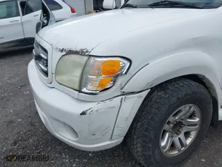 2004 Toyota Sequoia Limited with VIN 5TDZT38A74S227279, listed as a IAAI auction lot 41569158 with 292,267 mi miles. Bid and sale history available at carsss.com. Image 6.