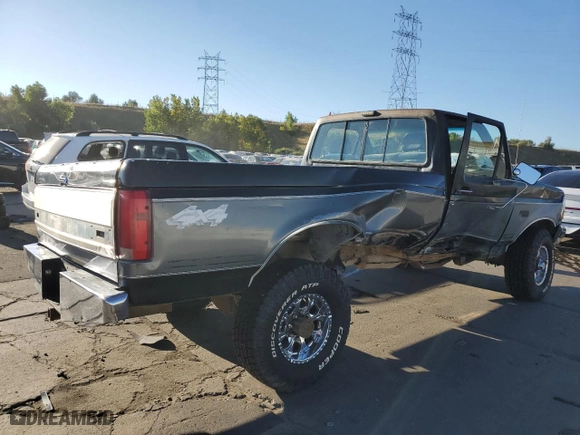 1993 Ford F-250 with VIN 1FTHF26H0PLA07047, listed as a Copart auction lot 71775454 with 180,503 mi miles and Salvage Title. Bid and sale history available at carsss.com. Image 3.