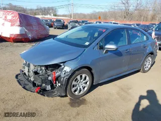 2021 Toyota Corolla LE with VIN 5YFEPMAE7MP249586, listed as a IAAI auction lot 41761828 with 60,322 mi miles. Bid and sale history available at carsss.com. Image 2.