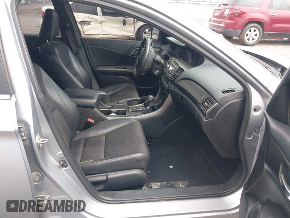 2016 Honda Accord Sport with VIN 1HGCR2F55GA210195, listed as a IAAI auction lot 41931271 with 78,979 mi miles and . Bid and sale history available at DreamBid. Image 5.