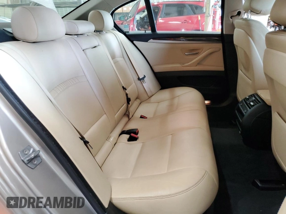 2016 BMW 5 Series 528i with VIN WBA5A5C54GD529359, listed as a Copart auction lot 61907235 with 111,621 mi miles and Salvage title. Bid and sale history available at DreamBid. Image 10.