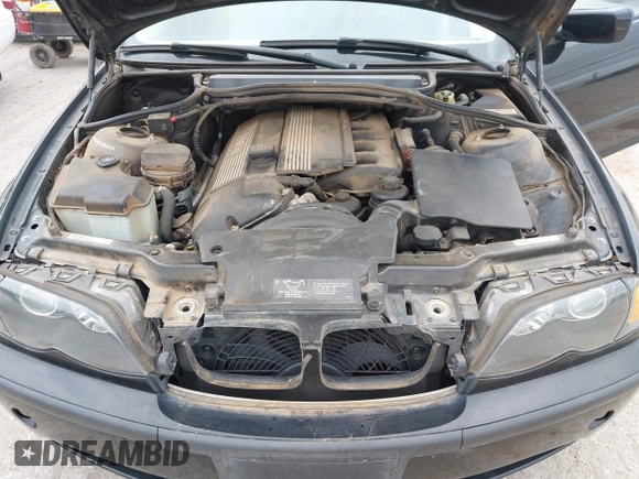 2002 BMW 3 Series 325i with VIN WBAEV33442PD55190, listed as a IAAI auction lot 41838076 with 119,255 mi miles. Bid and sale history available at carsss.com. Image 10.