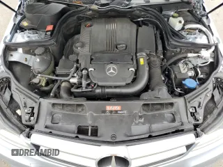 2013 Mercedes-Benz C 250 z VIN WDDGJ4HB8DG000369, wystawiony jako Copart lot #59053675 z przebiegiem 89 217 mil mil oraz Szkoda całkowita • Salvage title. Historia ofert i sprzedaży dostępna na DreamBid. Obrazek 11.