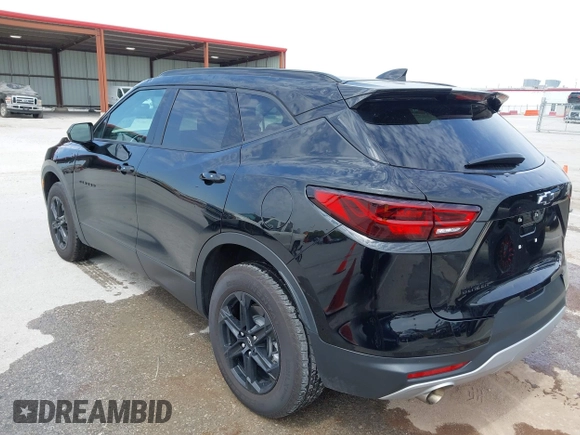 2023 Chevrolet Blazer LT z VIN 3GNKBCR49PS185542, wystawiony jako IAAI lot #41975537 z przebiegiem 24 129 mil mil oraz . Historia ofert i sprzedaży dostępna na DreamBid. Obrazek 3.