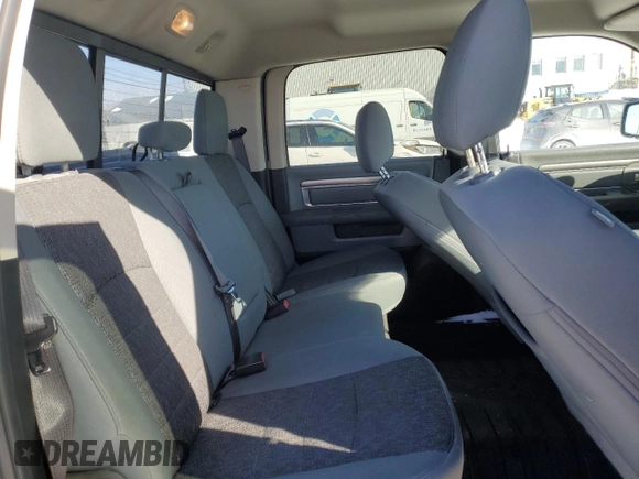 2018 Ram 2500 Big Horn z VIN 3C6UR5DL6JG307301, wystawiony jako Copart lot #45898065 z przebiegiem 405 312 mil mil oraz Szkoda całkowita • Salvage title. Historia ofert i sprzedaży dostępna na DreamBid. Obrazek 10.